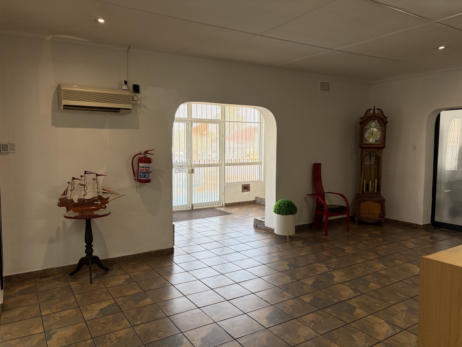 5 Bedroom Property for Sale in Springbok Park Western Cape